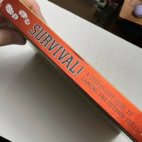 Survival A Step By Step Guide To Camping And Outdoor Skills Paperback DK Publish - Picture 12 of 13